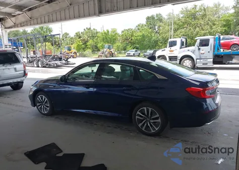 2019 Honda Accord Hybrid z USA, uszkodzony, nr VIN 1HGCV3F1XKA007293